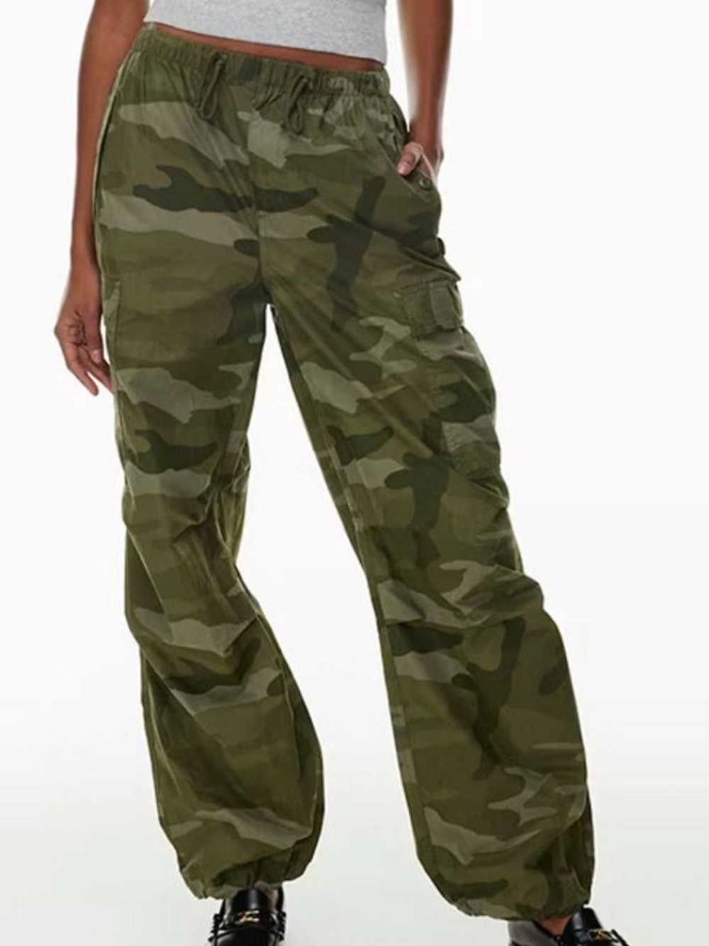 Aritzia Squad Cargo Pant Camo